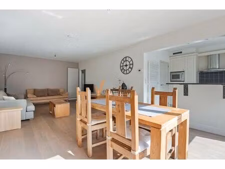 appartement te koop in schoten met 2 slaapkamers