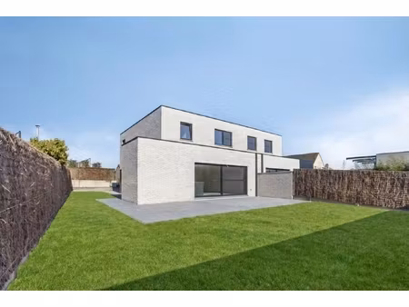huis te koop in houthulst met 3 slaapkamers