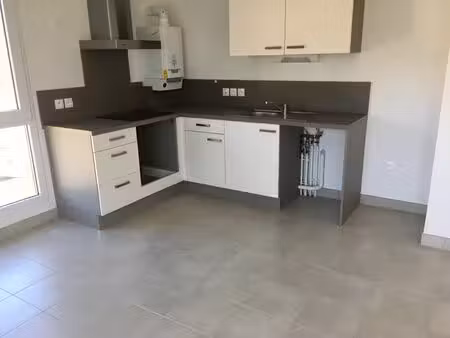 location appartement 2 pièces 51m²