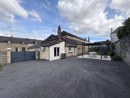 location maison 7 pièces  153.00m²  bazougers