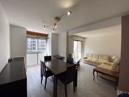 location appartement 2 pièces  49.40m²  joinville