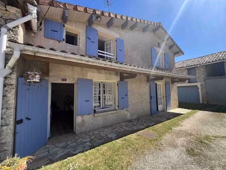 maison de village avec 2 garages