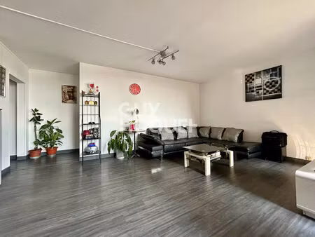 appartement 5 pièce(s)