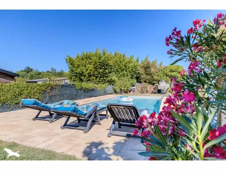 vente maison 5 pièces 134 m² izon (33450)