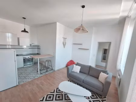 location appartement 2 pièces 51 m² à libourne (33500)