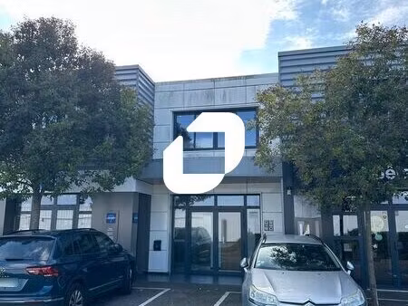 location bureaux 27 m² à 58 m²