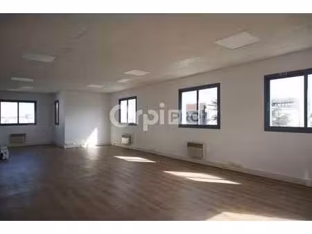 location bureaux 80 m² à 86 m²