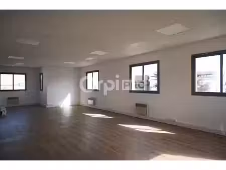 location bureaux chassieu 69680 80m² à 86m²