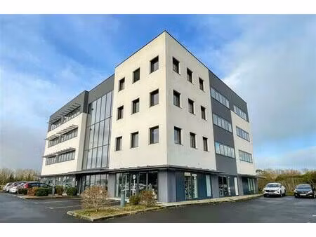 location bureaux 14 m² à 46 m²