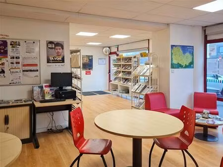 location bureaux 144 m² à 395 m²