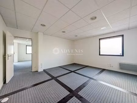 location bureaux 50 m²