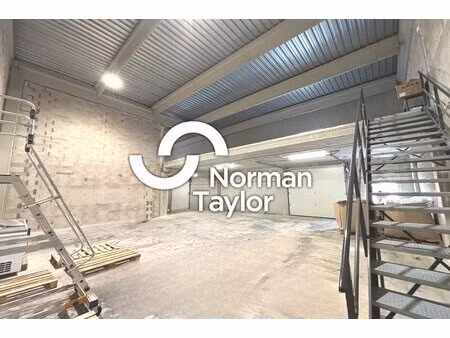 vente local d'activités 163 m² à 679 m²