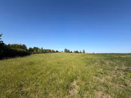 terrain à bâtir de 605 m² à guainville (28)