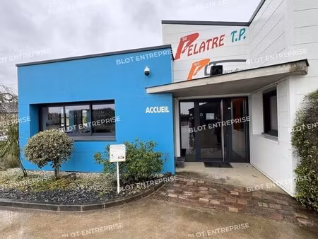 location local d’activités crevin 35320 210m²