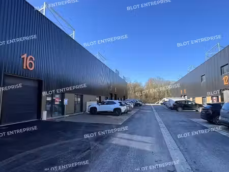 location entrepôt goven 35580 260m²