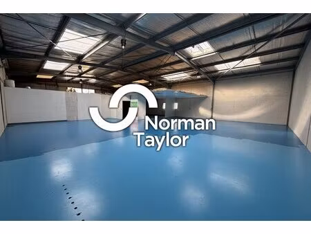 location local d’activités montpellier 34000 395m²