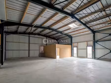 location entrepôt quévert 22100 200m²