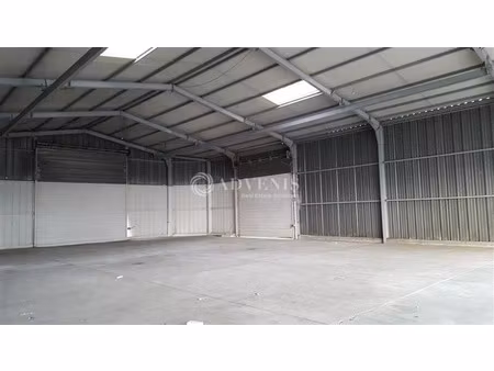 location local d’activités saint brieuc 22000 580m²
