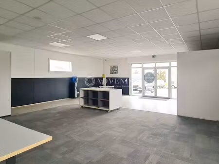 location local d’activités saint brieuc 22000 90m²