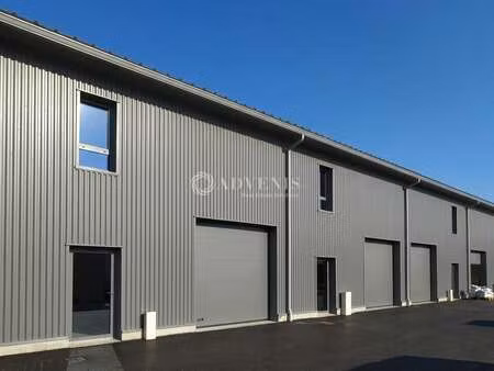 location local d’activités taden 22100 120m²