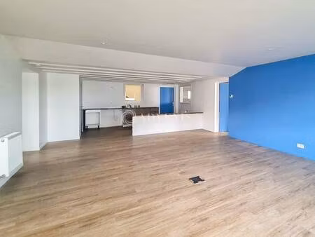 location local d’activités tregueux 22950 348m²