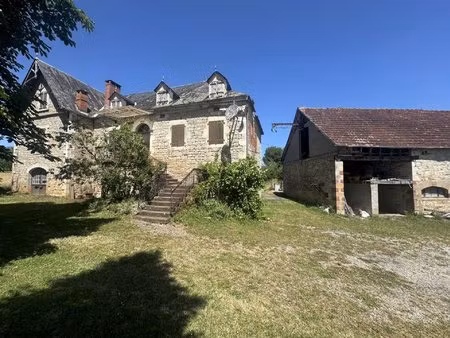 ancien corps de ferme avec moulin à eau du xiie siècle sur 1 5 hectare