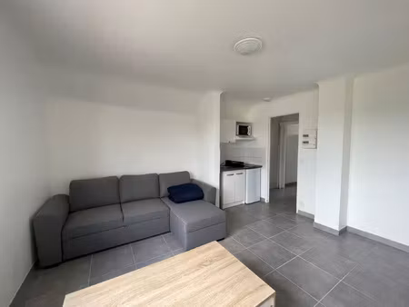 à louer studio meublé à melun 610eur / mois