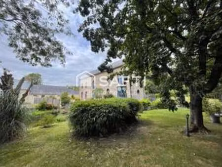 vente maison à montsûrs-saint-céneré (53150) : à vendre / 297m² montsûrs-saint-céneré