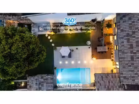 255 m² habitables  piscine/pool house