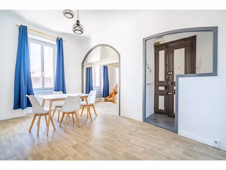 location appartement 3 pièces 53m2 toulon 83200 - 685 € - surface privée