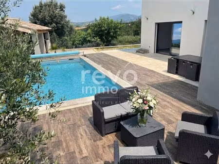 une maison pour vous et une pour un revenu locatif immédiat !