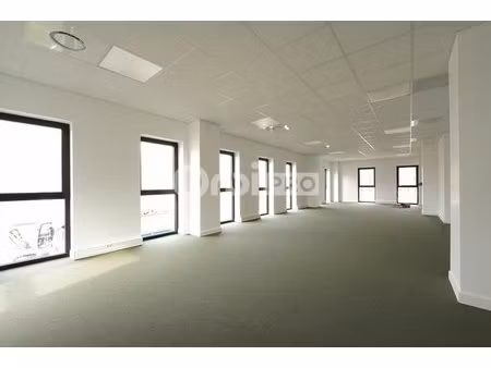 vente bureaux 92 m²