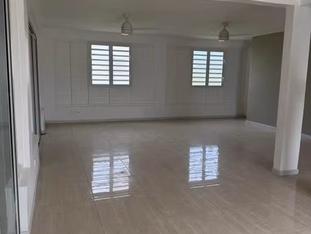 location maison 4 pièces 114 m² à le vauclin (97280)