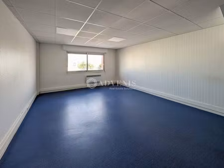 location bureaux 325 m²