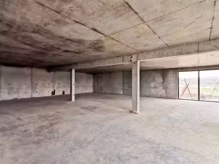 location commerce uzel 22460 100m² à 300m²