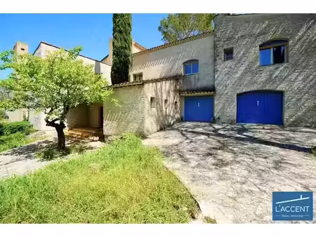 vente maison 8 pièces 435 m² à nimes (30000)  590 000 €