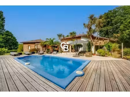 maison de luxe à vendre à angresse