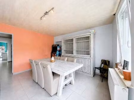 vaste maison 5 chambres avec garage et jardin