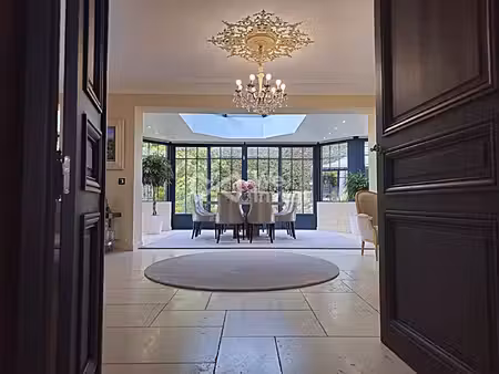 maison de luxe à vendre à magny-le-hongre