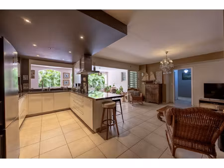 appartement de luxe à vendre à fort-de-france