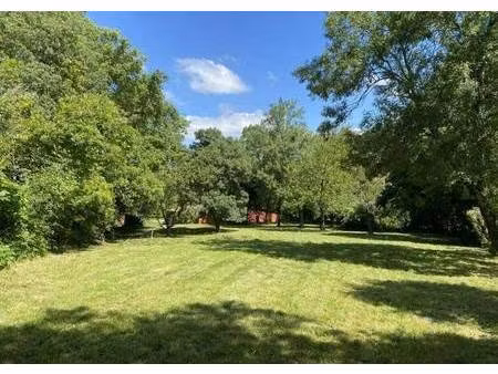 terrain constructible viabilisé à vendre