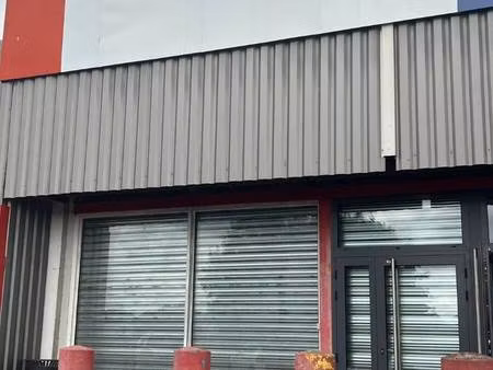 local commercial à louer