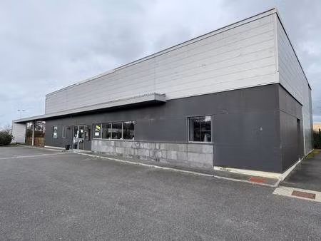 local commercial à louer