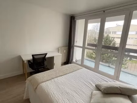 location appartement 1 pièce 13 m² à compiègne (60200)