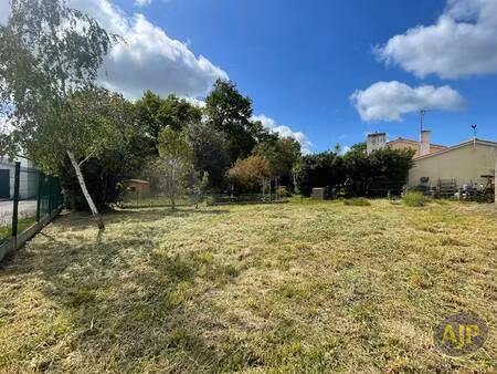 terrain à vendre