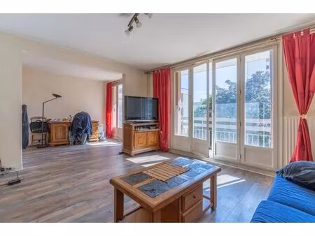 appartement de 5 pièces de 91 m² à saint-ouen-l'aumône