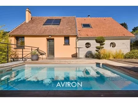 maison contemporaine avec piscine un havre de paix au cœur de luisant