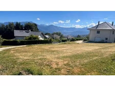terrain constructible viabilisé à vendre