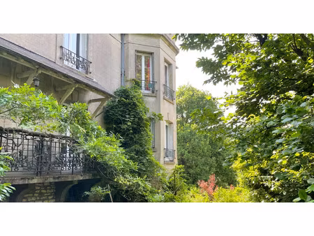 maison de luxe à vendre dans le quartier haut montmorency est
