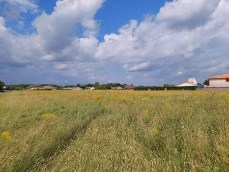 terrain constructible viabilisé à vendre